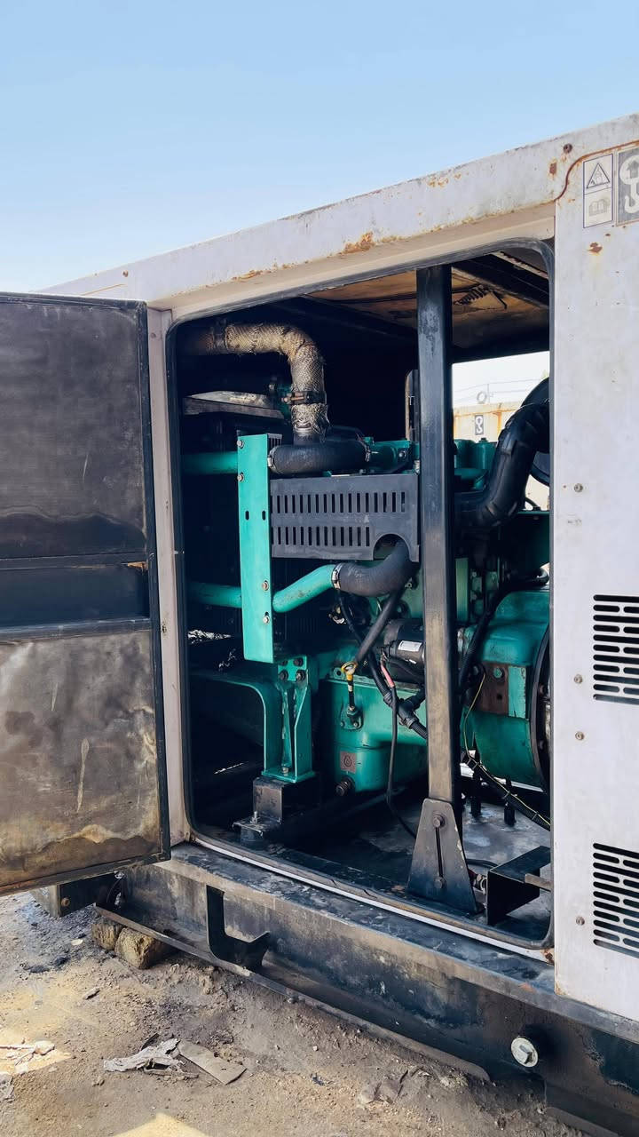سلام عليكم
كمنز63KVكاتم طبكه بلاد سوبر 
بيركنز100KV طبكه كاتم بلاد 
مكينه بيركنز100بم جعبيه كهرباء

اي استفسار 
***********
