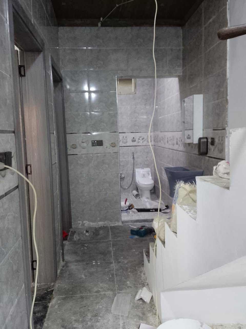 عقارات مكتب صكر الهاشمي حي القوسيات
بيت البيع المساح 100متر السعر 45 مليون وبي مجال 
الاستفسار على رقم
***********
***********
