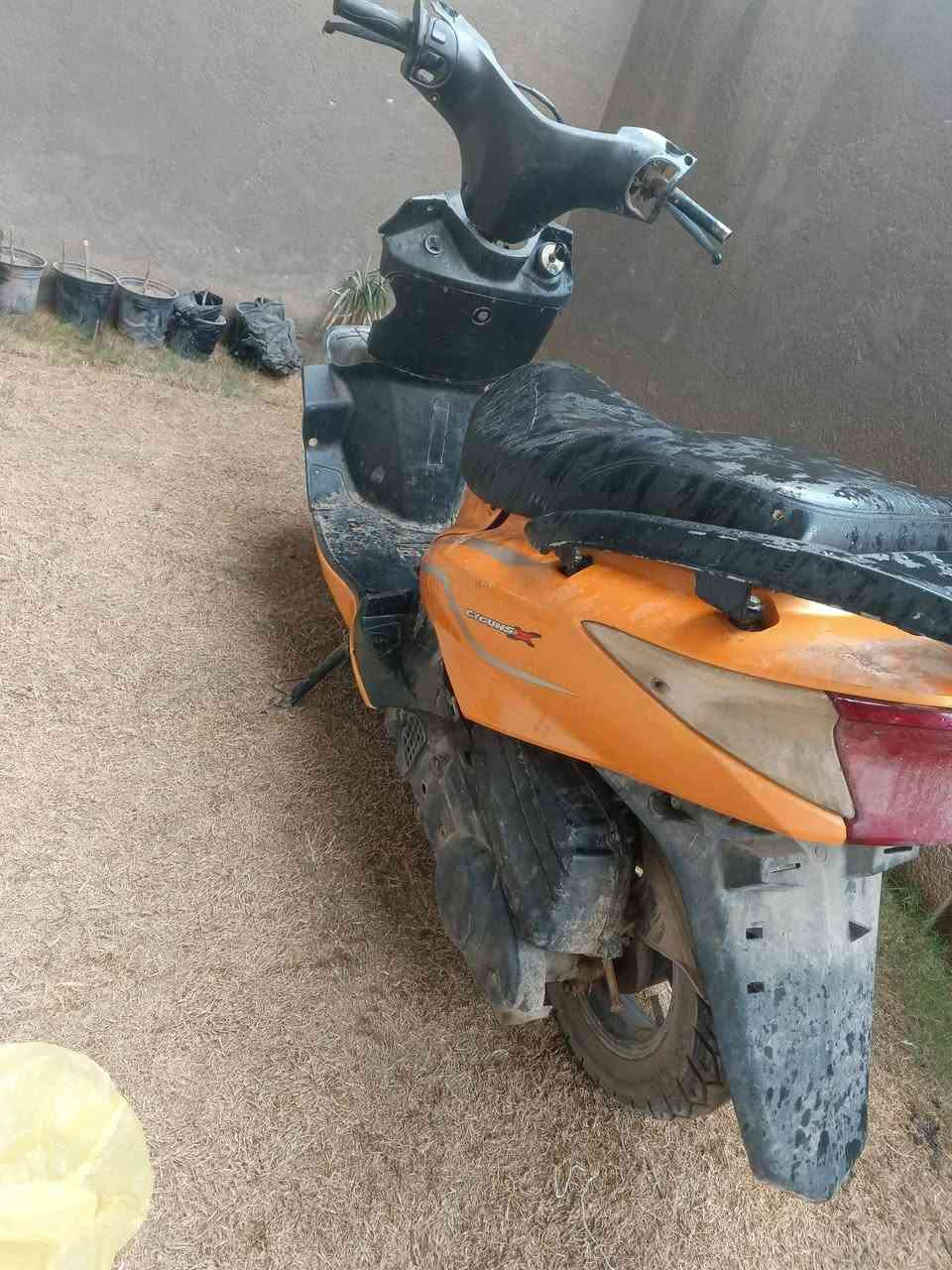 سلام عليكم دراجه سكنس صيني كوم حديد بس شغاله اوراق المكان ميسان حي جمعيات اي استفسار اتصل بــ رقم ***********
