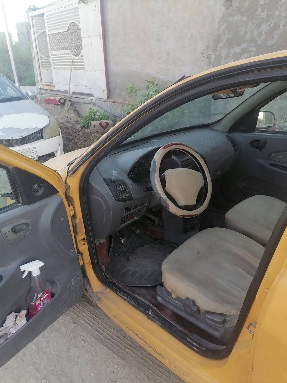 سلام عليكم طيبة موديل ١٥ للبيع او مراوس سعرهة ٢٦ وبيهة مجال مصفرة من كلشي 
مكاني كربلاء للاستفسار الاتصال على الرقم ***********
