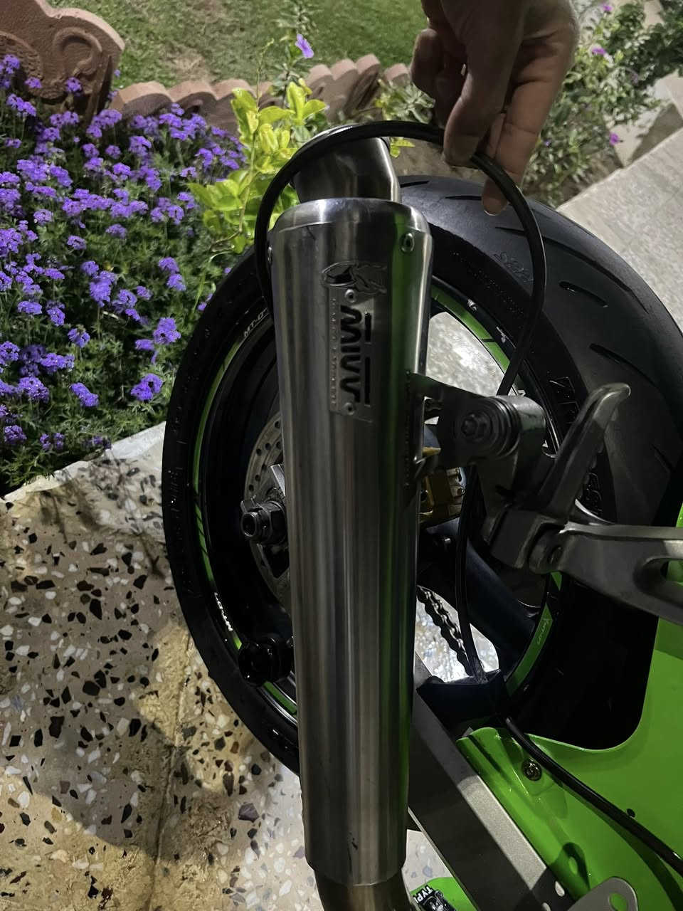 صالنصه اصليه لبيع مايف موديله حديث اصلي سعر خاص توصيل سريع لجميع محافظات اكو مكاني كربلاء ***********
