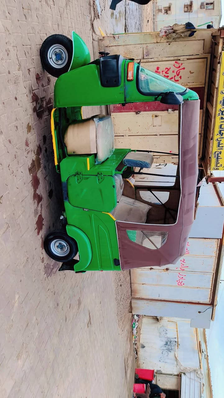 السلام عليكم تكتك للبيع 2021
شهر 8مجفت وكيل. سعر 8ونص وبيهه مجال. رقم وسنويه، للاتصال ***********
