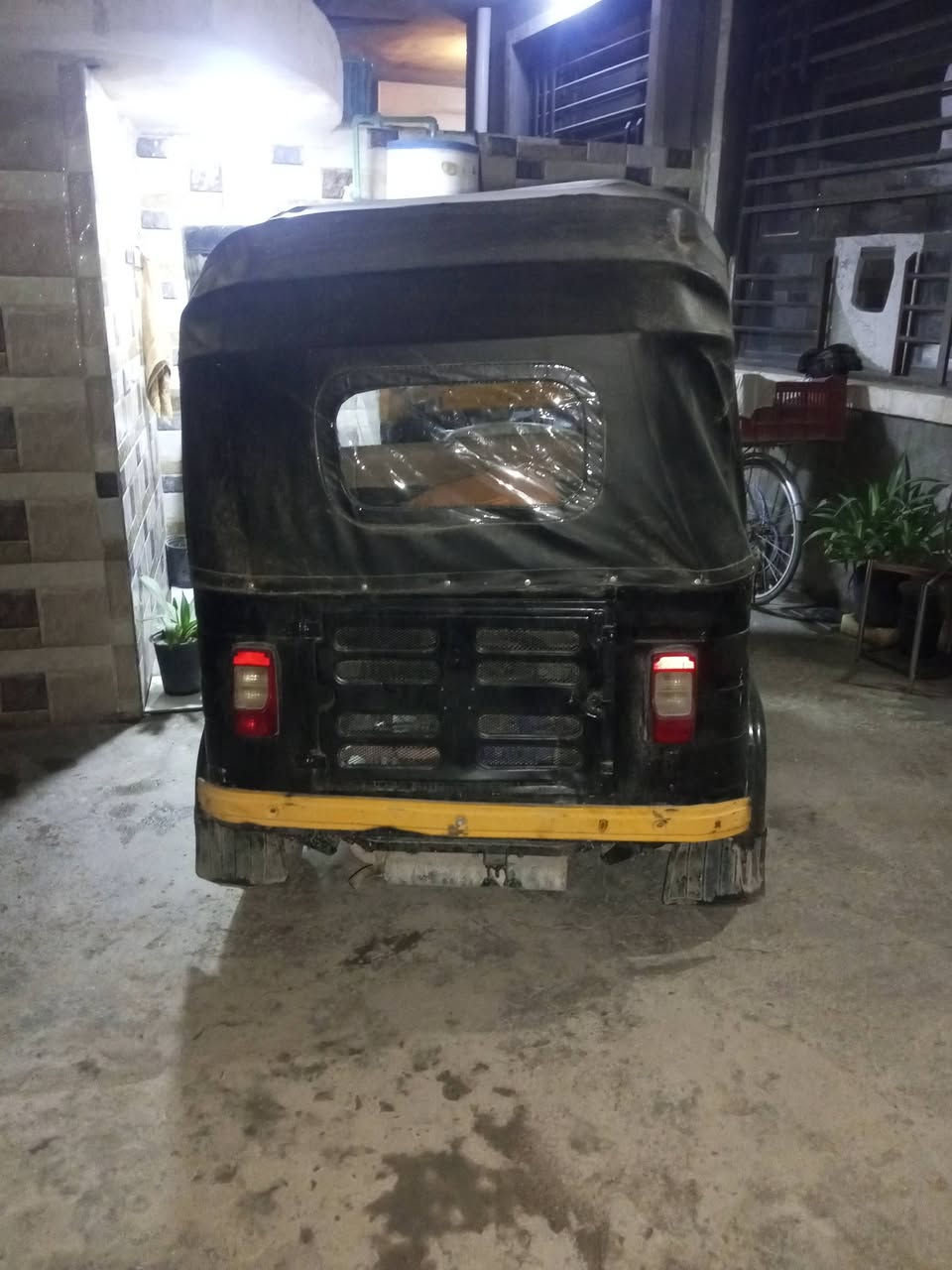 السلام عليكم تكتك موديل 15 مكينه 20 تكتك خير من الله مال شغل اوراق
سعر 2500 وبيهه مجال بغداد الدورة مقابل علوه الرشيد 
***********
