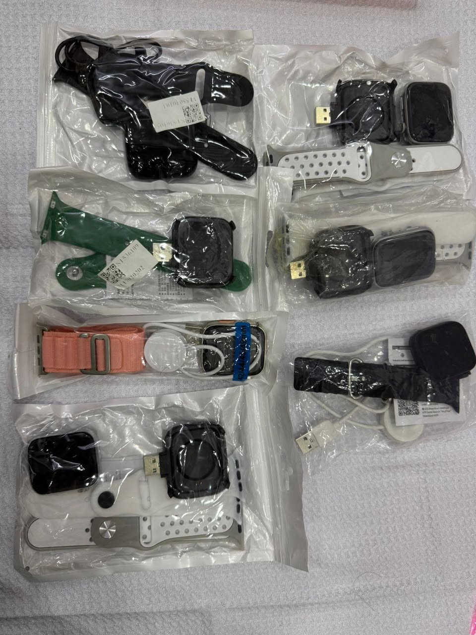 السلام عليكم شلعة ساعات الي ع باب الله يتفضل خاص


**إذا كنت صاحب هذا الإعلان وتريد حذفه لأي سبب، رجاءا أرسل رسالة إلى الدعم الفني**