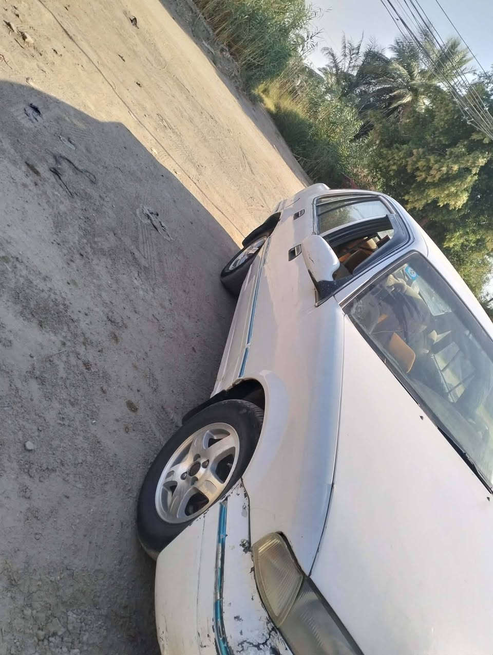 سلام عليكم للبيع برنس فراشه 96 رقم بغداد نكليزي تحويل شرط اكاتبك عقد مروري سياره اصل وتماتيك وحورته عادي مكينه بيه تنقيص كهربائيات كامله تخم تاير سياره شوف لعين سعر ٢٤ وبيه مجال مكان بابل جبله *********** ***********
