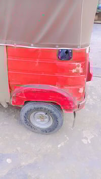 تكتك للبيع الفين وثمنطعش شهر26 *12  شغلهة خير من الله رقم وسنوية المكا...