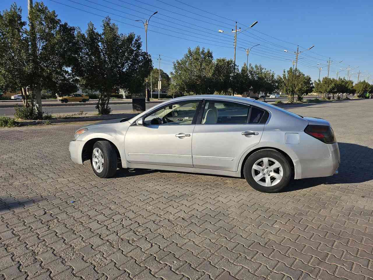 سلام عليكم للبيع نيسان اليتما 2008 صبغ عام  رقم مثنى مشروع وطني  وارد خليجي  السياره محرك ٢٥٠٠ شرط كير ومحرك  تخم تاير صدر جديد رقم جديد سنويه ل2028 شرط تحويل  السعر 65 وبيها مجال  ***********
