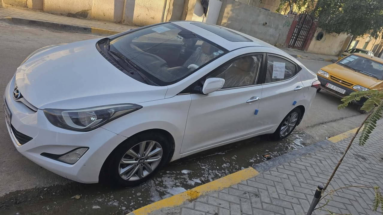 سلام عليكم للبيع انتره
موديل ٢٠١٥ 
كفاله عامه لا صبغ ولافتح 
فول مواصفات 
مكينه ١٨٠٠
رقم أربيل اتريد وكاله تريد تحويل 
السعر ١٣٠ بيه مجال 
لاتصال ***********
