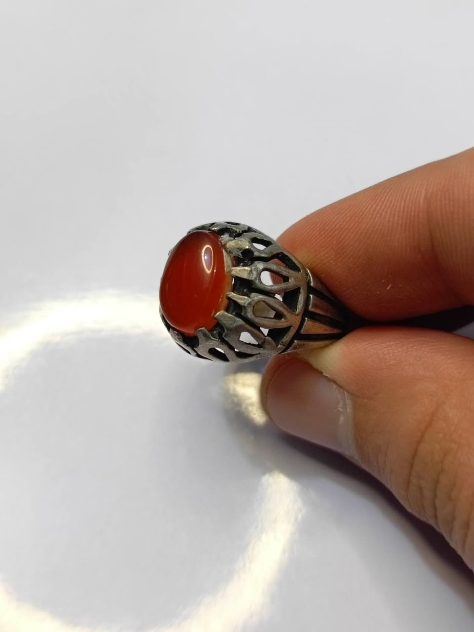 عقيق يماني احمر صياغه يدويه ثقيله
سعره 65 الالف قفل معه التوصيل


**إذا كنت صاحب هذا الإعلان وتريد حذفه لأي سبب، رجاءا أرسل رسالة إلى الدعم الفني**