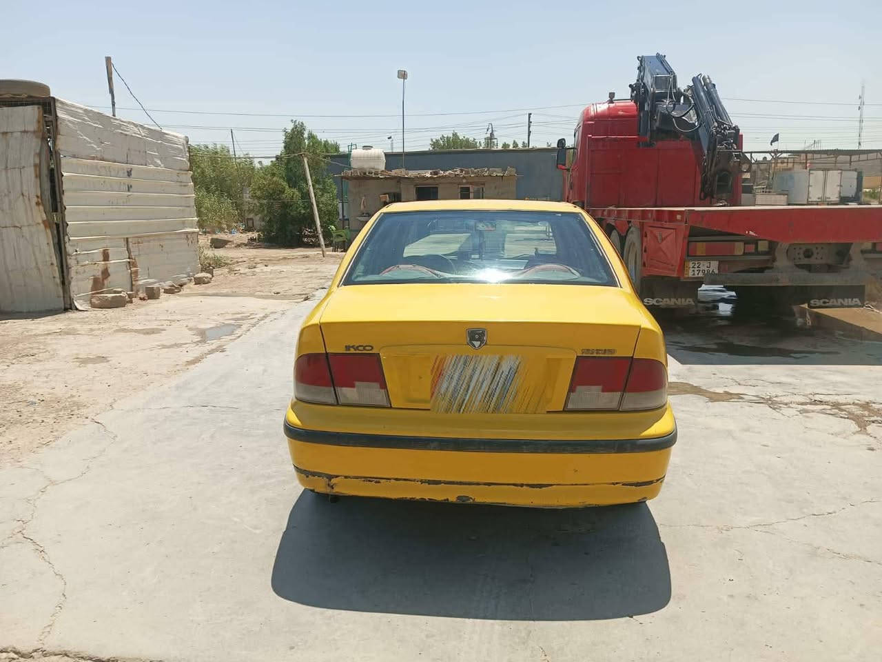السلام عليكم
سمند ٢٠٠٩ 
مكينة تنقص 
كير مكفول تبريد شغال رقم بغداد دولي باسمي مصفرة هيئة وغرامات  مصبوغه عام أثر جراد بدون ضربه
للبيع 
سعر ٢٣وبيهه مجال 
***********
