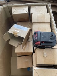 بطاري ملواكي اصلي متوفر جمله مفرد  واتساب ٠٧٧٠٦١٦٧٥٠٦