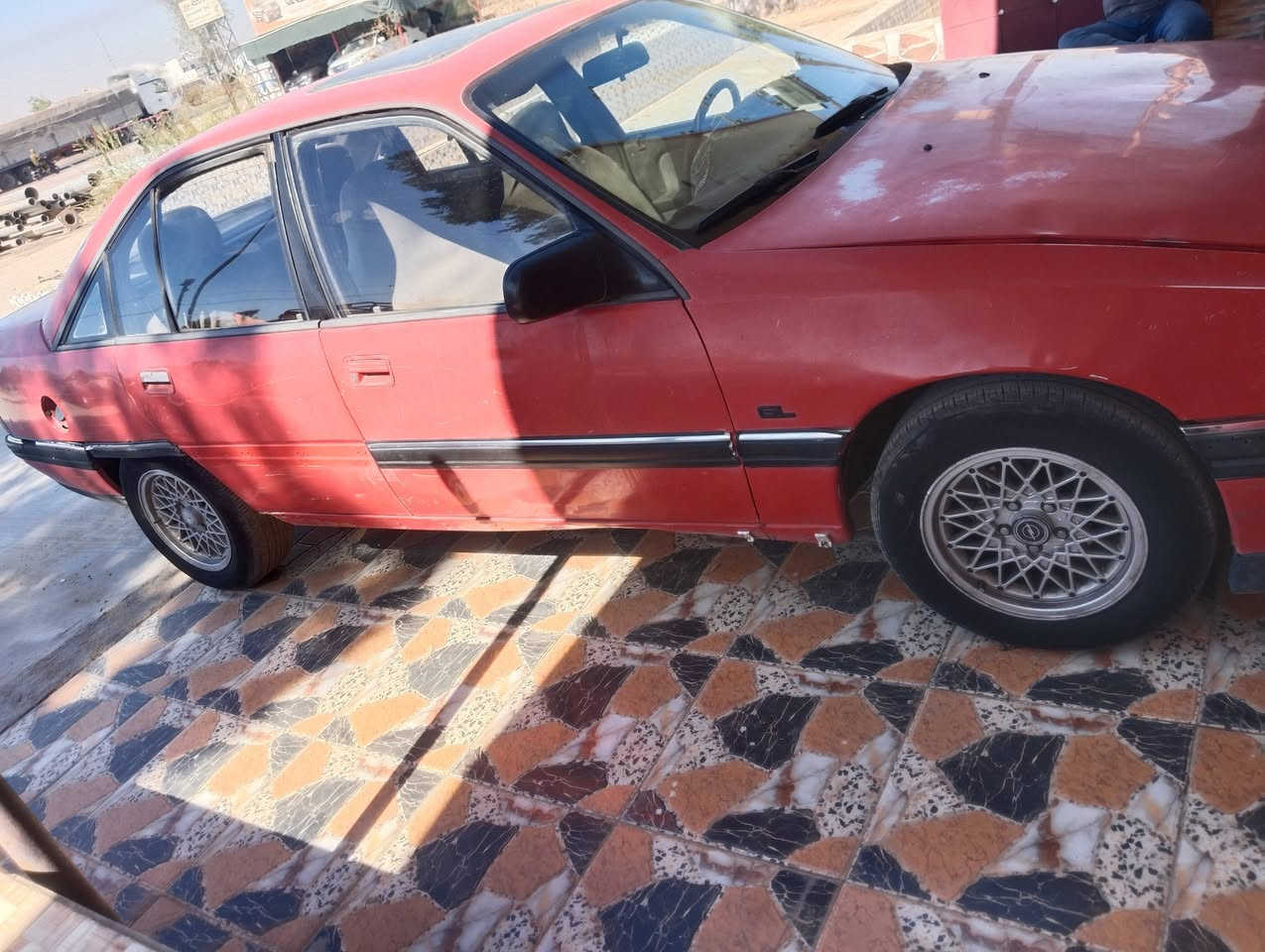 سلام عليكم ورحمة الله وبركاته
احبتي الكرام سيارة اوپل اوميكا احمر  
موديل ٩٣ Gl محرك ٢٠ للبيع 
سنوية جديدة إلى ٢٠٢٨ مشروع وطني مع بطاقة بنزين
بشرط كير ومحرك وتحويل مباشرة 
ورايد ب ٢٩$ وبيه مجال للطيبين 
عنوان كركوك قضاء داقوق
***********
