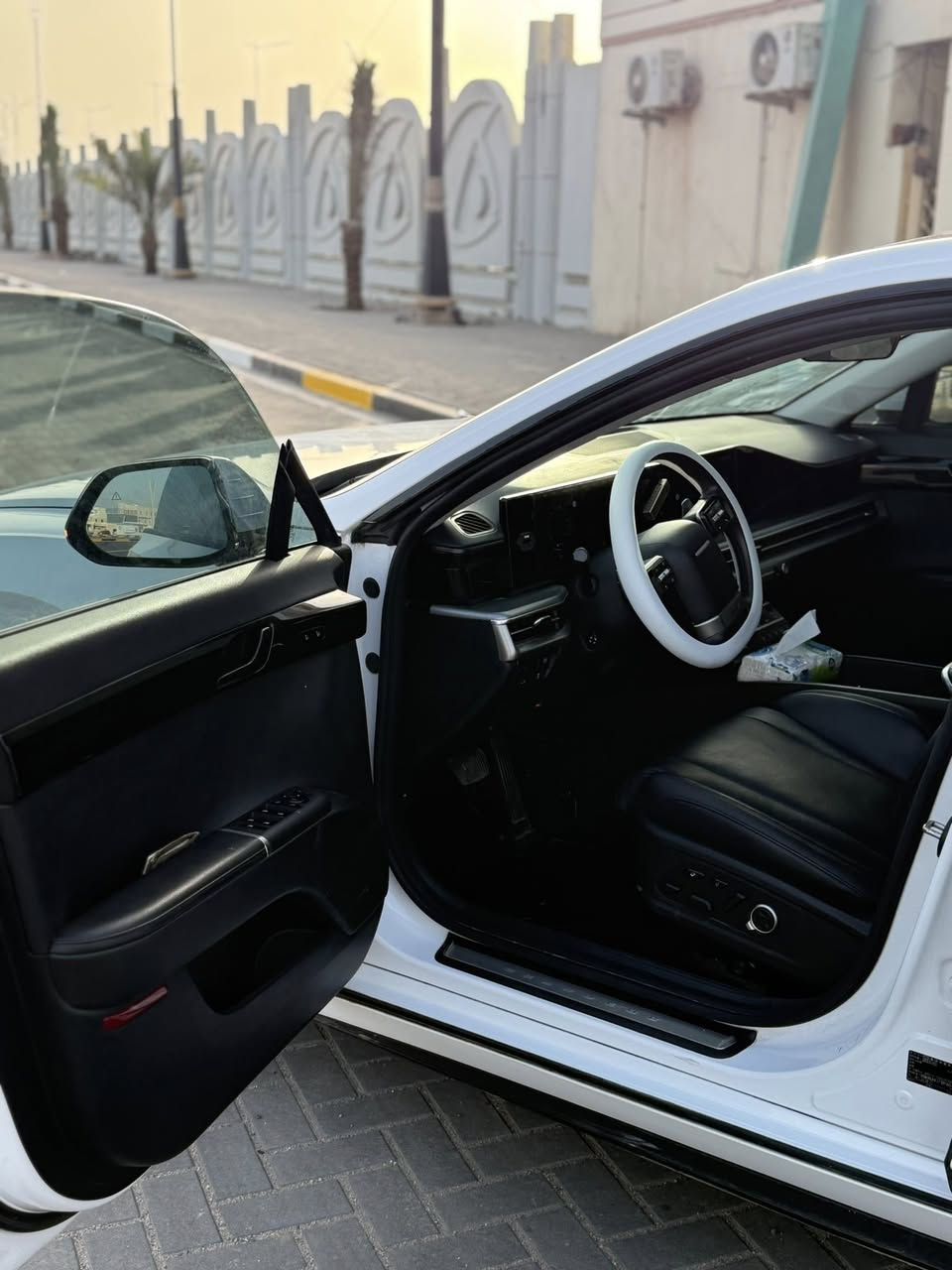 هونداي ازيرا كراندر 2023
فحص موقت كبل تترقم
غاز وارد كوري السياره مكفوله بيه
ايرباكات سليمه من دواخل من دون ضرر
فقط الصبغ 

فقط صبغ بنيد وصبغ صندوق 
والباقي كله كفاله بشرط🛑
 
-كراسي جلد
-كراسي كهرباء 
-تدفأة وتبريد بالكشنات 
-شاشة دجتل للرون 
- مساج
- هاندبريك بصمه 
- يدات شفط
- سستم للصوت 
- بصمه وتشغيل عن بعد 
- كراسي خلفيه تدفأة 
-مرايات شفط 
- اوتو هولدللتوقف 
- رادارات امامي وخلفي 
- نقاط عمياء للجوانب 
- حساسات امامي وخلفيه 
- كامرات مع الاشاره من الجوانب في الدشبول 
-انضمة قياده ذاتيه وتحديد مسار 
انضمة بالسياره للقياده الايكو والنورمال والسبورت 
-اشارة ترحيب عند الاقتراب من السياره 
-لدات امامي وخلفي 
-لايتات زنون اوتو 
-اشاير بالشباك الامامي 
- دبل صالصات خلفيه 
-كروز سرعه 
-تبريد خلفي 
- تنته كنتاره اسود
-اشاير بالمري 
-مري شفط 
-قفل جام مع ابواب بدكمه وحده لحماية الاطفال وما تنفتح اله انته تفتحها 

-تحكم بالتبريد نضامين منفصل ومتصل 
- عند تقفيل السياره الجام يصعد 
-الجامات الجانبيه دبل جامه لتقليل الضوضاء الخارجي في السياره
-
-محرك 6 سلندر
- شاحنة تلفون اوتو باور 
 مكان السياره /بصره/
رقم تليفون ***********
