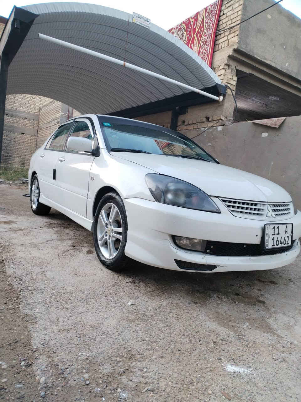 السلام عليكم لانسر وارد امريكي حادثهة كلش بسيط شوية من الأمام بالشباك  موديل 2005 مواصفات رياضي مكينة 2400 مال گالنت رياضي كشنات نفخ ويل + تاير 16 كروز سرعة سبايدر وشنايزرات اصلية من امريكا تدفئة وتبريد خير من الله مكينة بيهة لاستيك ولف شي بسيط من تشغل تراي خير من الله الرقم جديد سنوية جديدة هزة جديدة مصبوغة بأمريكا للجمالية بدون حادث باسمي السعر 68 وبيهة مجال بسيط للاتصال ***********
