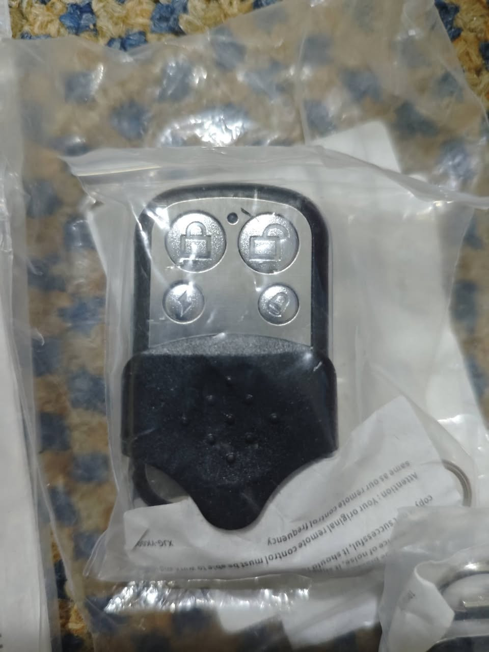 شلعة سويجات كلهن يضون بس مال سيارة مابيهن باتريات 
ب10الف 
توصيل 3
للتواصل يرجى مراسلتي على الماسنجر او على الواتساب ***********
