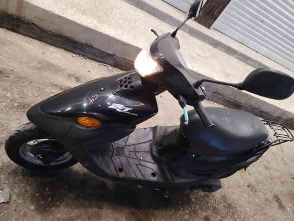 السلام عليكم دراجه للبيع يماهه وشراي بخدمته يتصل على هذا لرقم ***********
