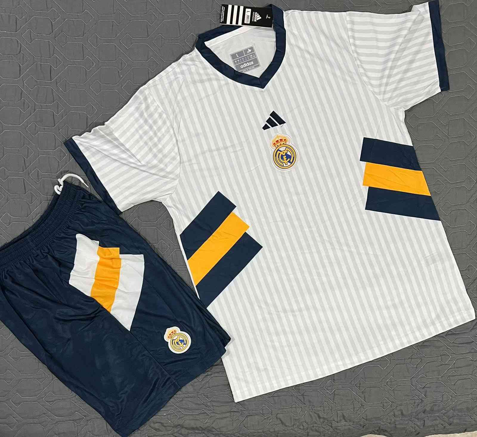 الاندية التايلندي تصاميم خاصة صار الدرزن ب 75 الف فقط وع الفحص
🔥شي فخم وما مطروق ابد 😍
يوجد توصيل لكل المحافظات ب 5 
للحجز خاص


**إذا كنت صاحب هذا الإعلان وتريد حذفه لأي سبب، رجاءا أرسل رسالة إلى الدعم الفني**