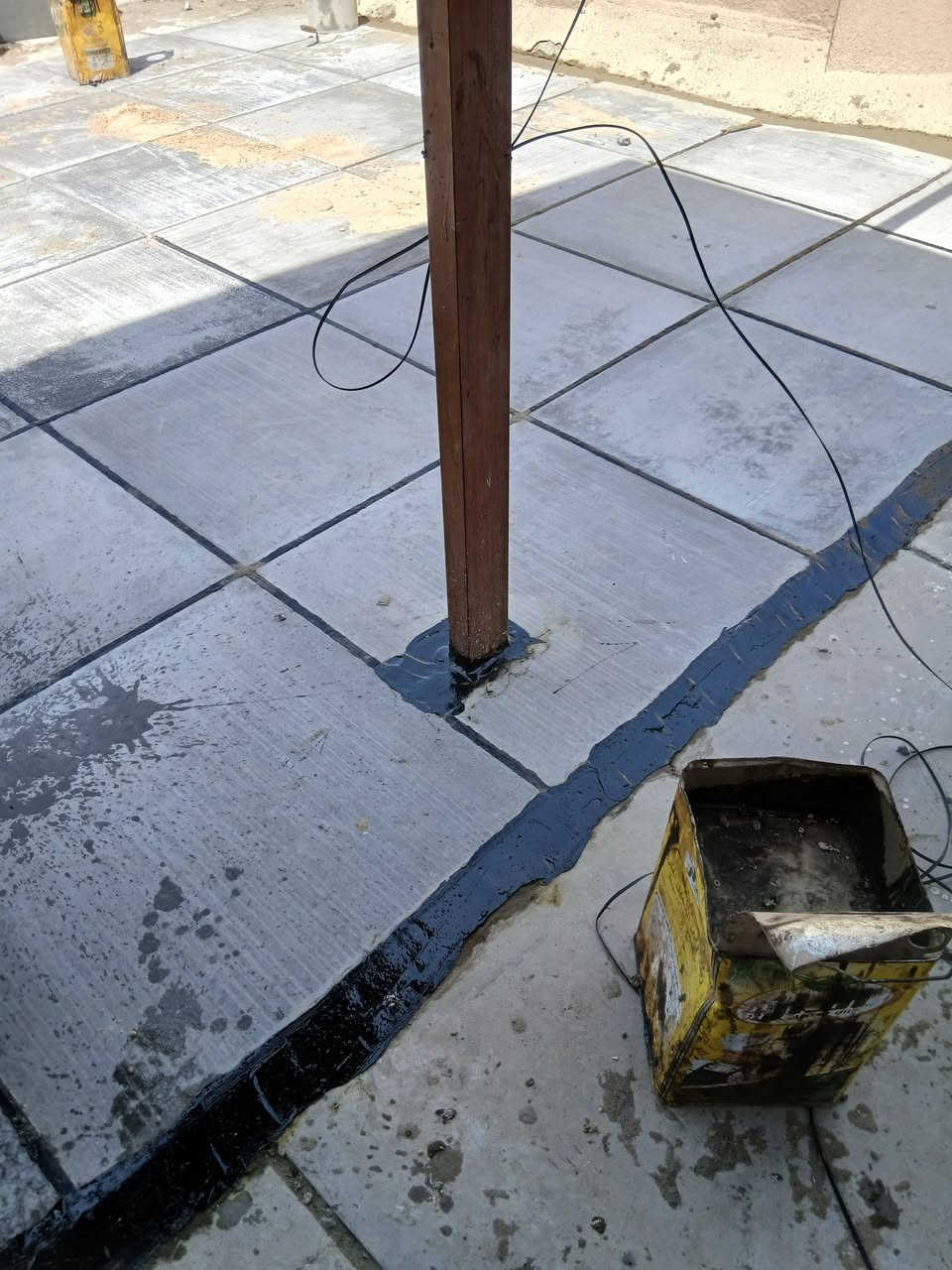 السلام عليكم يوجد الدينا كادر متخصص التطبيك الشتايكر الصطوح وأعاده الماستك الاتصال برقم أو مراسله الصفحه ***********
