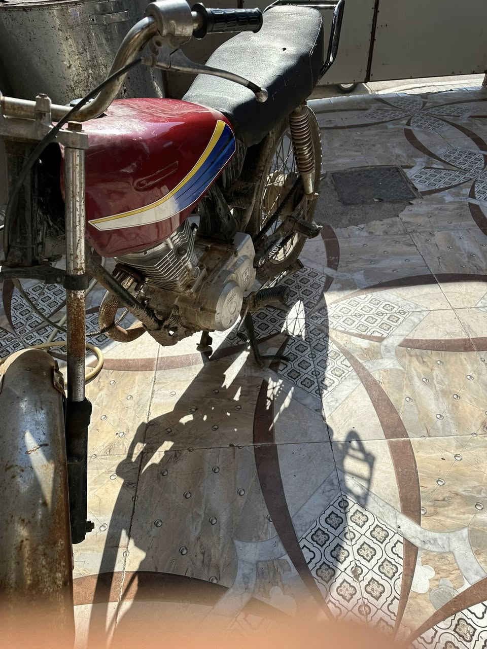 سلام عليكم دراجه نامه سعر 250 مكان. بصره قبله بحي مهندسين***********
