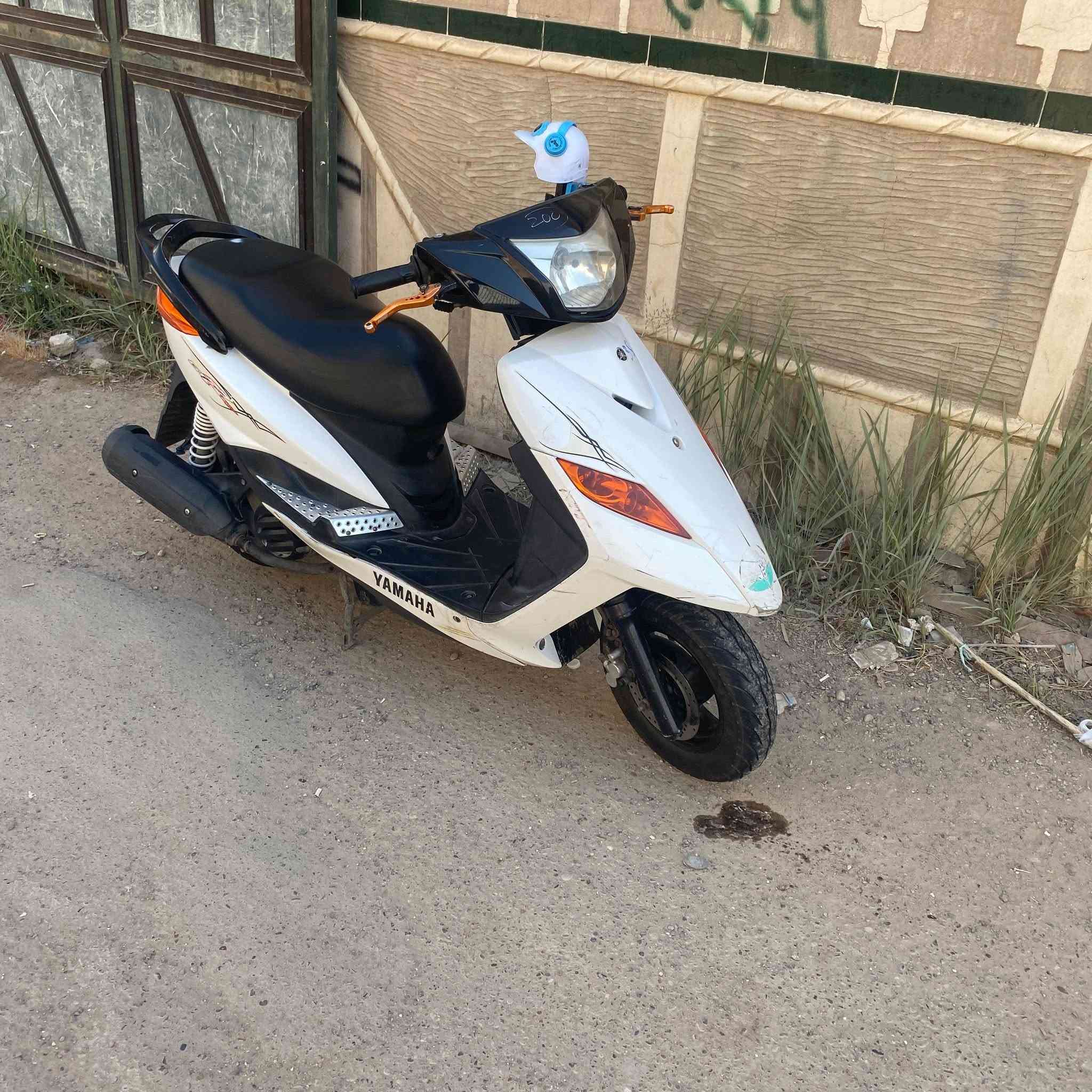 دراجة ثعلب كابريتر اخت الجديدة مابيها اي خلل مكينة بلاد مامفتوحة علتها الوحيدة بالكفرات اكو كم شخطة تروح بالبولش مدة الاستخدام ٥ اشهر للتواصل ***********
