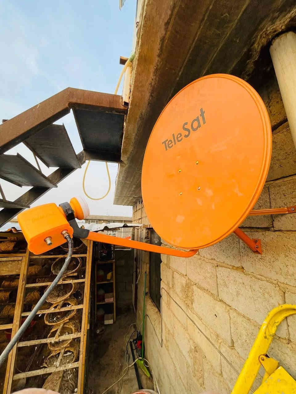 تنصيب صحن نايلسات بعمل احترافي متقن
تثبيت الصحن براغي 
خدمات احمد للستلايت
للتنصيب الاتصال ☎️❤️
***********
***********
اهالي قضاء العزيزية📍
