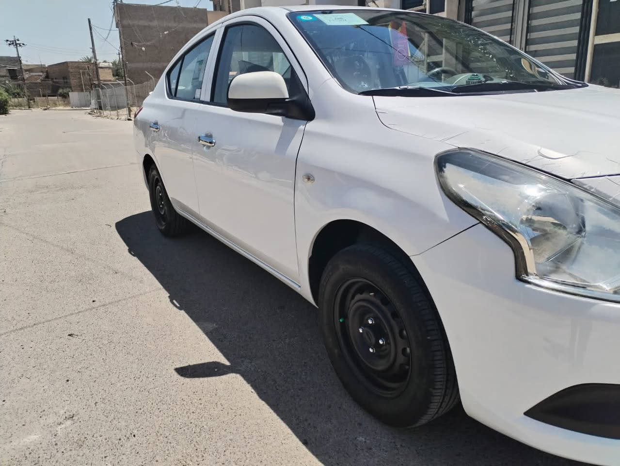 السلام عليكم
عندي سني هندي 2022سياره كلش جديده على اديه ماشيه 65 اخت الزيرو بيه ربع الدعاميه الماميه ضبغ رايدته 110وبيه مجال مكان السياره بغداد السيدية 

‭***********‬
