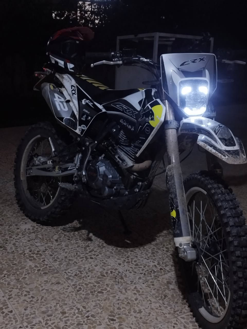 الدراجة للبيع
مكينة 350cc كلشي بيهة شرط 
ادفعلي سعر زين وتعال اخذهة 
***********
#ملاحظة لا تكسر بل سعر اني مابايگهة
