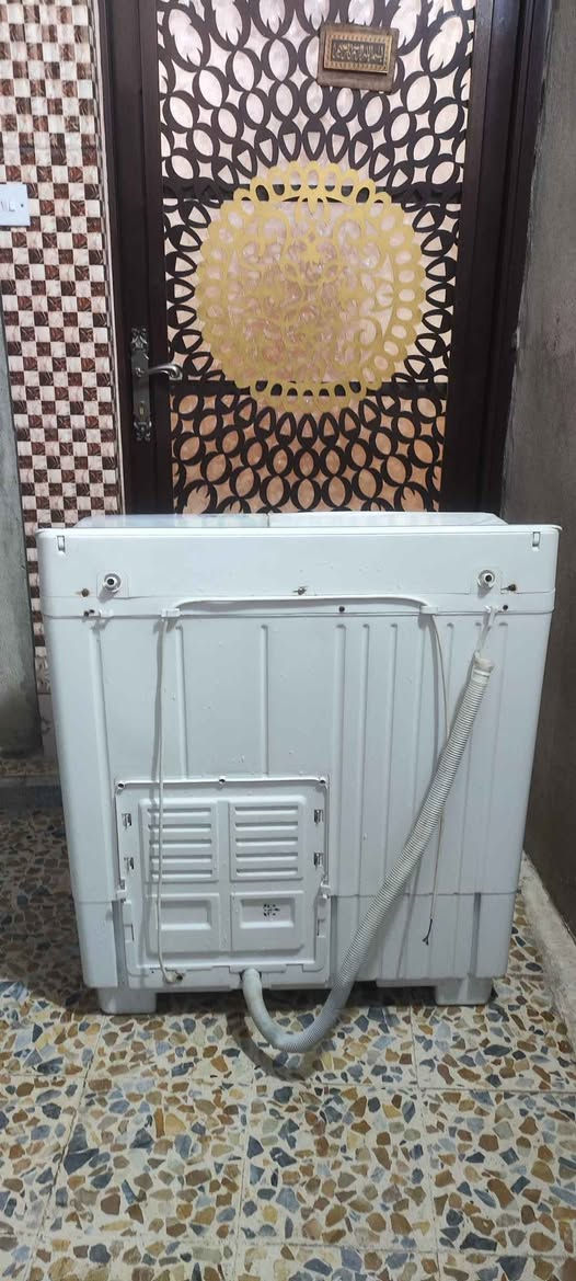 للبيع غسالة نوعيته ماركة ماستر ✅
الحجم 14 كيلو 
كلو شغال وشرط.وشرط النظافة 
السعر 75 الف 
مكاني موصل ايسر حي عدن 
للتواصل خاص او واتساب او *********** موصل, نينوى
