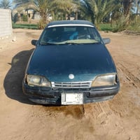 من رخصة الادمن أوبل اوميكا رقم نجف محرك 2000 السعر 25 وبيها مجال للطيب...