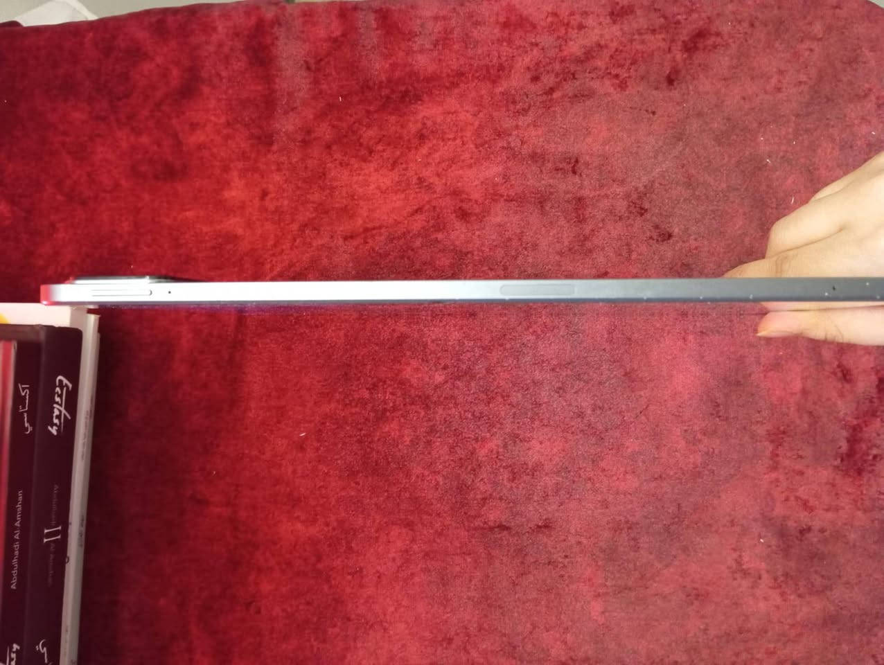 سلام عليكم 
شاومي باد 6 اس برو
 نضيف جداً وبعده بالضمان غراضه كامله
رام 12/512 الجهاز مواصفاته معروفه
120 فريم ببجي الجهاز استعمال قليل 
سبب البيع مجاي استخدمه 
السعر 500وبي مجال قليل رجائاً لاتكسر بي 
مكاني بغداد / حي البساتين 
*********** متواجد ايضاً واتس
