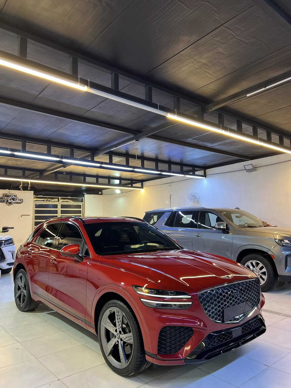 Gv70 2022 v6
رقم بغداد
برستيج اعلى مواصفات 
مكينه 6 سلندر تون توربو
داخل كنتار
تبديل باب خلفي فقط 
سعر 38 وبيه مجال
‭ ***********‬
