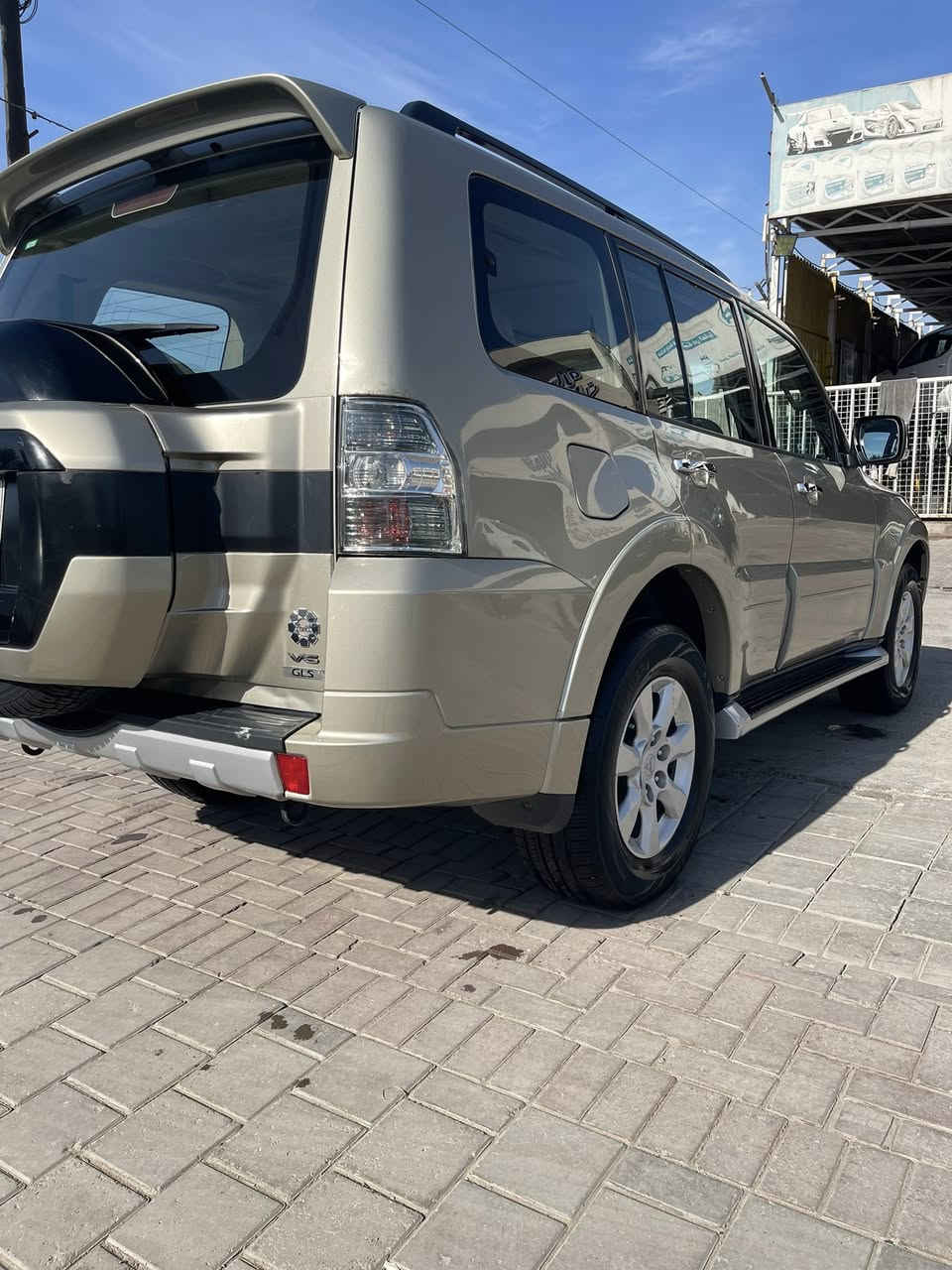 باجيرو 218 سلايت محرك 3500 رقم اربيل كفاله فقط شبر صبغ بلجاملغ الامامي الباقي كفاله مكان السياره بغداد شارع فلسطين
سعر 178 بيها مجال بسيط
***********
***********
