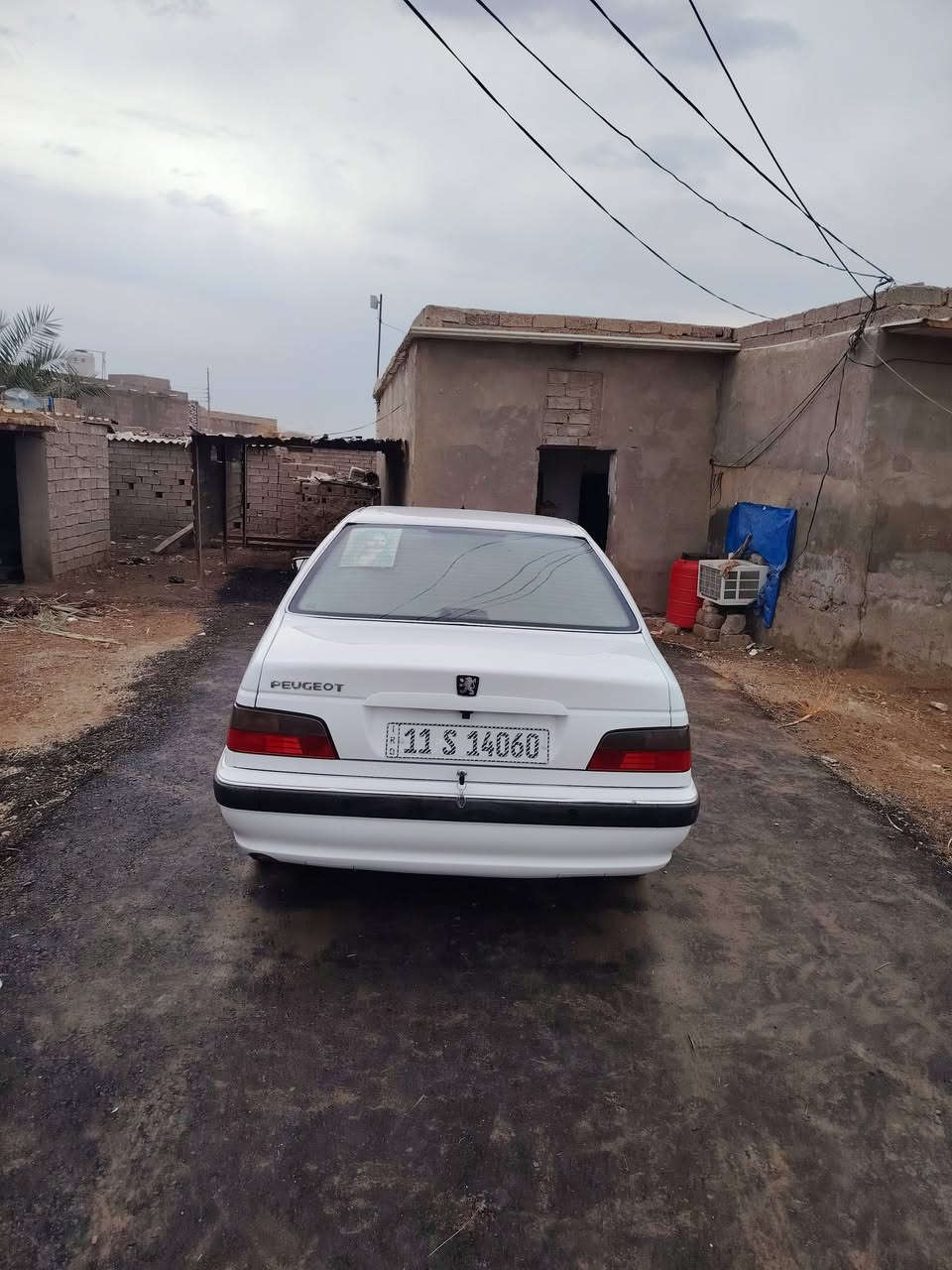 بيجو بارص ٢٠٢٣ كفاله عامه وكلشي على وضع الشركه السياره بسمي وشرط التحويل السعر ٧٨ وبيها مجال كلش قليل مكان السياره المشرح ***********
