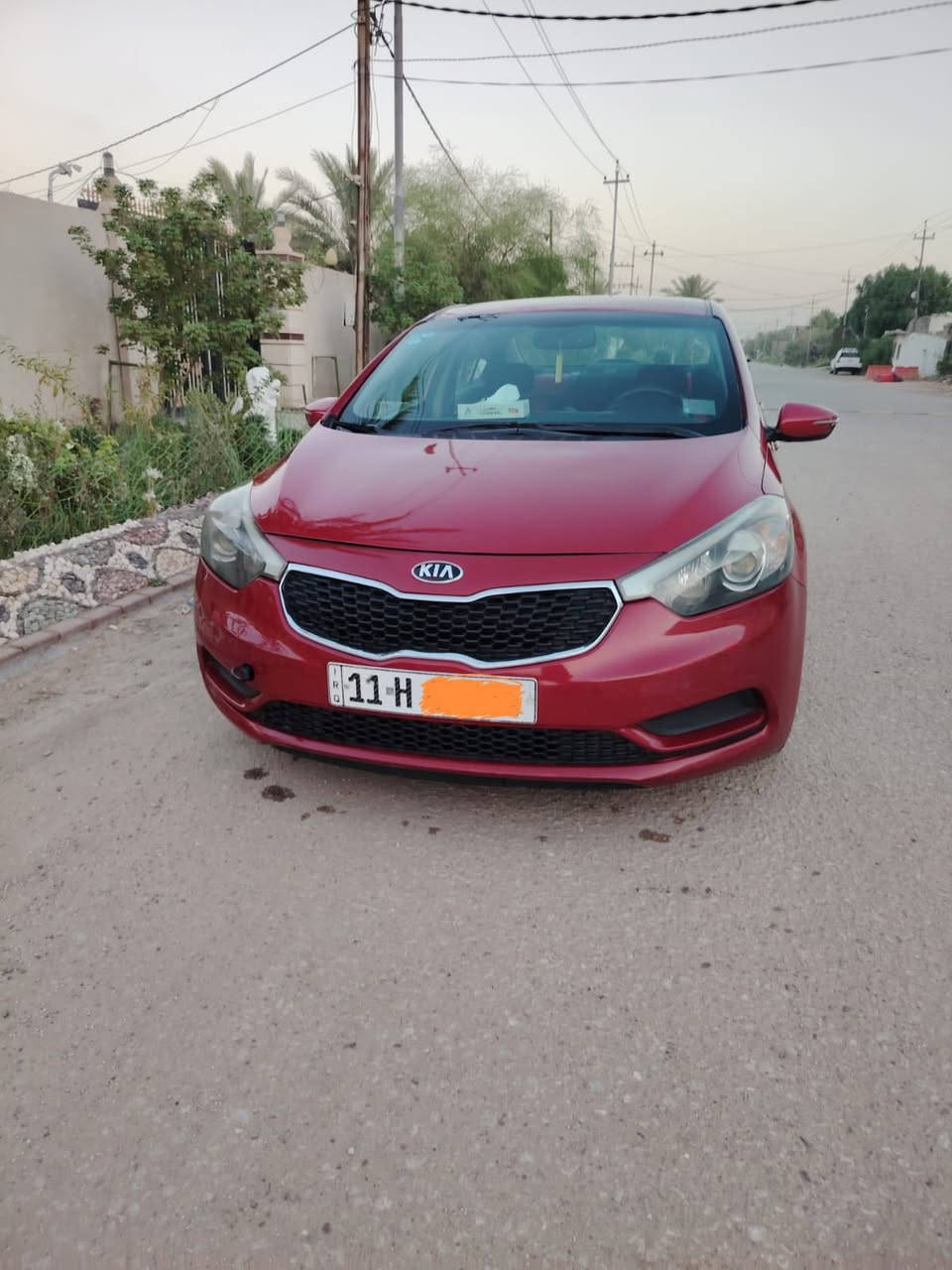 سلام عليكم مرخصت لادمن كيا فورتي 2016 رقم بغداد دولي بسمي وارد امريكي حادثه بنيد مبدل وجاملغ مصبوغ بدون ارباك وبدون دواخل وبلعراق بيه يم الرقم الخلفي شويه صبغ فقط مكينه 1800 دوش كير at شرط مكفولات منضومه تبريد جديده حداديه جديده سياره جاهز ماشيه 120 مواصفات اشاره بلمرايه تحكم ستيرن شاشه وكامره اصل السعر 103 وبيه محال بسيط 
مكان سياره بابل تقاطع السده 

***********
