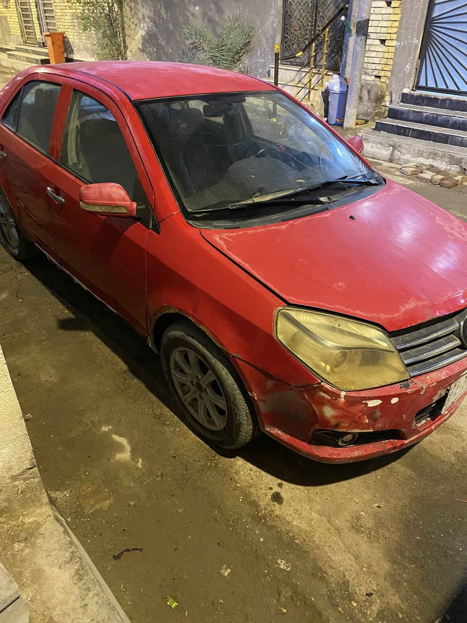 سلام عليكم سياره جيلي ام كي مديل 2013 سياره مكينه كير حداديه نضيفه بس كير قلايش فقط البدي شوف العين بس مابيها ضربه او تبديل بس جراد دواخل نضيفه بس دشبول القطعه الفوم رادلها تبديل راعيها موجود بل بصره مداور ثاني يوم رقم ميسان مشروع وطني رقم رباعي شبه مميز مكان بصره السعر 25 بيها مجال بيع او مراوس الستفسار عله هاذ رقم *********** متوفر فقط وتساب
