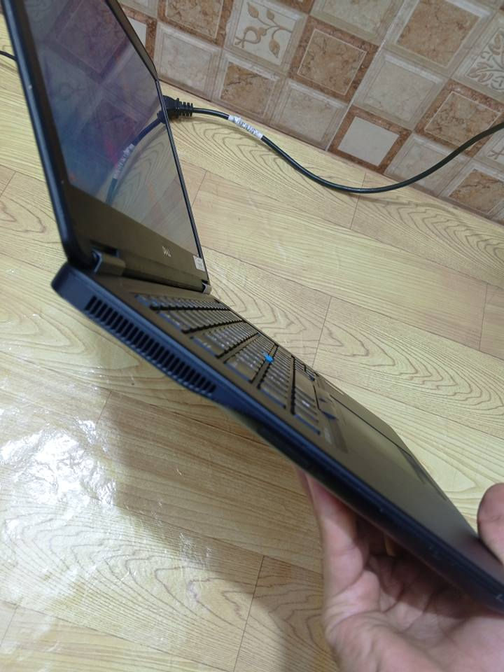 لابتوب ديل dell7450
مستخدم نضيف جدا 
مواصفاته 
المعالج core i5 الجيل الخامس 
الرام 8 كيكا 
الهارد 256 ssd كيكا
حجم الشاشة 14 انج 
يحتوي على كامرة + منفذ HDMI 
بطاريتة كلش زينة وانطي بيه ضمان اقل شي ساعة كاملة فما فوق 
اللابتوب سريع وحلو كامل وجاهز وما بي اي خلل ولا عطل وانطي ضمان للمشتري اسبوع كامل اذا طلع بي اي خلل او عطل يرجع وتاخذ فلوسك 
العنوان كربلاء المقدسة الحر 
عندي توصيل لكل العراق ب 6 الف 
سعر اللابتوب 150الف وبي مجال بسيط
ملحقاته الشاحنة الاصلية 
رقم الهاتف *********** كربلاء, العراق
