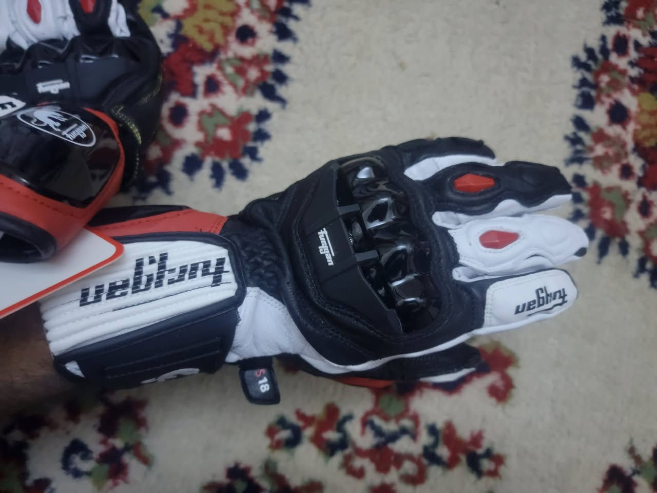 كف دراجات بهذا الشكل قياس M


**إذا كنت صاحب هذا الإعلان وتريد حذفه لأي سبب، رجاءا أرسل رسالة إلى الدعم الفني**