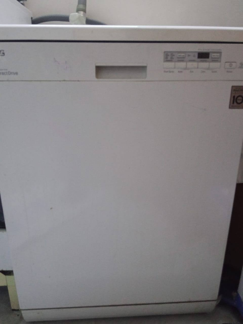 السلام عليكم طباخ للبيع سعر 250
+غساله مواعين السعر 225 العنوان موصل الايسر للستفسار اتصل عل  ***********
