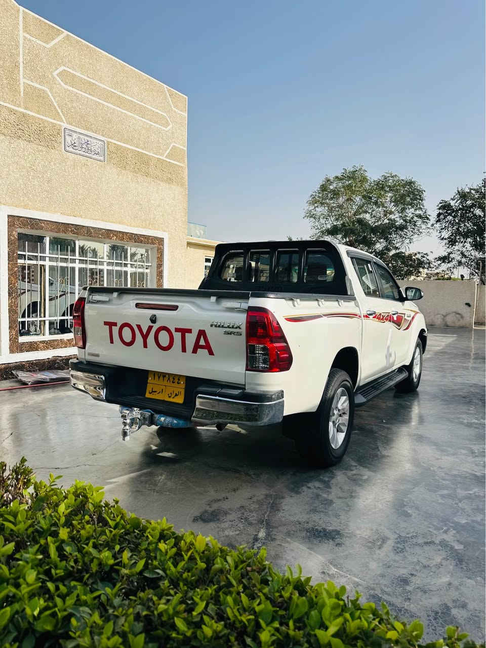 سلام عليكم 
تيوتا فورويل 2016 رقم أربيل
سياره بيه كتوف القماره صبغ وجاملق 
الماني اليمن مدل والباقي مكفوله 
من الضربه ودواخل مكينه كير صدر 
تخم تايرات مكينه مامفتوحه وتماتيك 
٦سماعات تبريد قطعتين تحكمات 
شاشه ساز سياره مال جناي بعد احلا من الصور
سعر ٢٢٢ وبيه مجال بكانه بغداد الجسر ديالئ
***********/*********** بغداد, العراق
