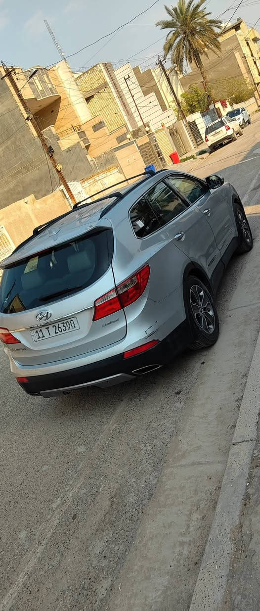 السلام عليكم سنتافي موديل 2014 وارد امريكي حادثهة جاملغ وبنيد حجم المحرك 6 سلندر مواصفات السياره 7 راكب سياحي تبريد 3 قطع ❄️ بصمة كشنات جلد كشنات كهرباء تدفئه تبريد تحكم ستيرن جهتين كامرة زراك امامي السيارة ماشية 100 السعر 118 رقم السيارة بغداد بسمي مكان السيارة بغداد الرقم ‏‪0775 666 5546‬‏
