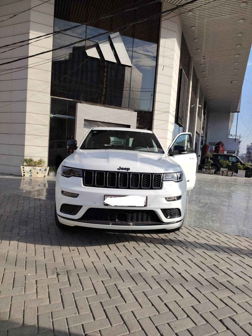 جيب إس وكاله هارلم تحت الضمان
سعر 43$
كفاله عامه 
ماشيه 16 ألف كيلو فقط 
***********
