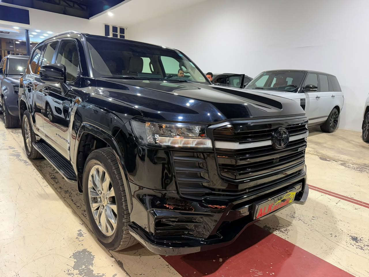 السلام عليكم ورحمت الله وبركاته
للبيع فقط GXR لمتد 📌📌

📌📌2023

فئات البلاك SAS اصل 📌📌

عداد المسافه53KM 📌📌

شاشات 3📌📌

صندوك كهرباء 📌📌

رقم بغداد 📌📌

العنوان معرض النهضه شركة الكرادي 
الهاتف *********** 
السعر 68الف دولار مع المجال
