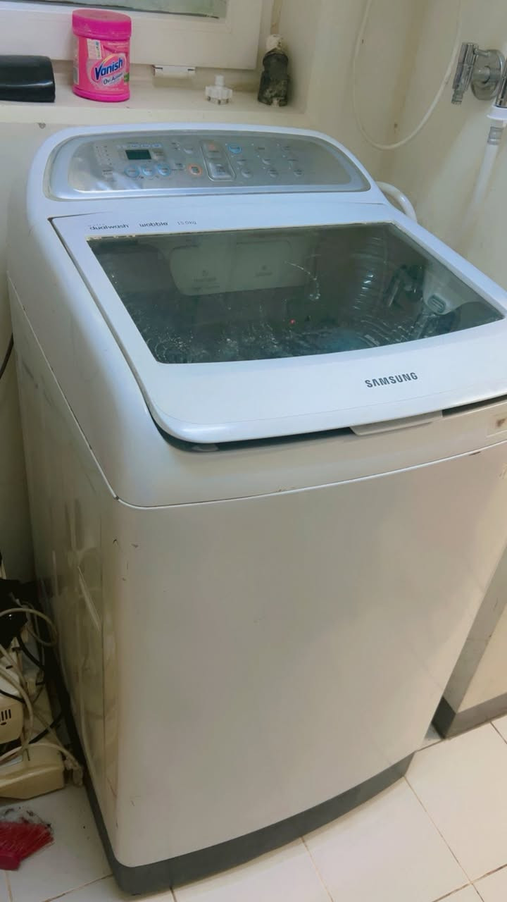 للبيع غساله سامسونك حجم 15 كيلو نضيفه


**إذا كنت صاحب هذا الإعلان وتريد حذفه لأي سبب، رجاءا أرسل رسالة إلى الدعم الفني**