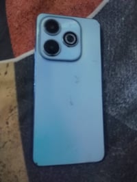 ذاكرة ١٢٨ • شاشة معطلة • كاميرا خلفية معطلة