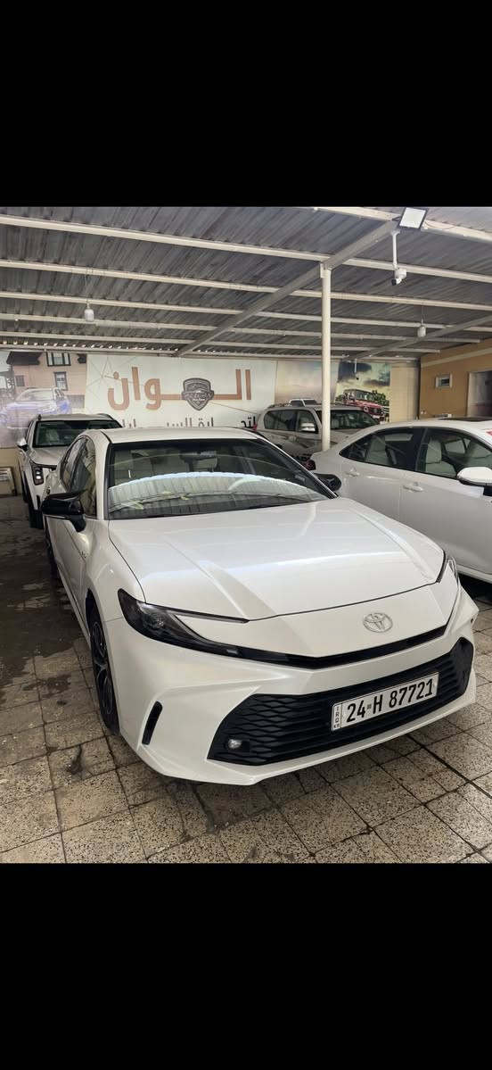 السلام عليكم
للبيع تويوتا كامري 2025 هايبرد 
وارد خليجي عبد الطيف كفاله من  عامه 
السياره ماشيه 31.000
شاشة حجم وسط
الشاشة ابل كار
كشنات تحكم كهربائي 
حساسات خلفيه 
مري شفط
دخول ذكي 
تشغيل ذكي 
مثبت سرعه 
مثبت مسار
لايتات زنون 
السياره حيل حلوه ومنصوبه جديده بالنايلون الي تفيده لو يدخل خاص لو يتصل على الرقم وبالخدمه
***********
