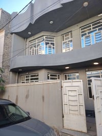 دار للبيع مساحه 100م الواجهة 8 ونزال 12 ونص عرض الشارع9م الموقع سبع اب...