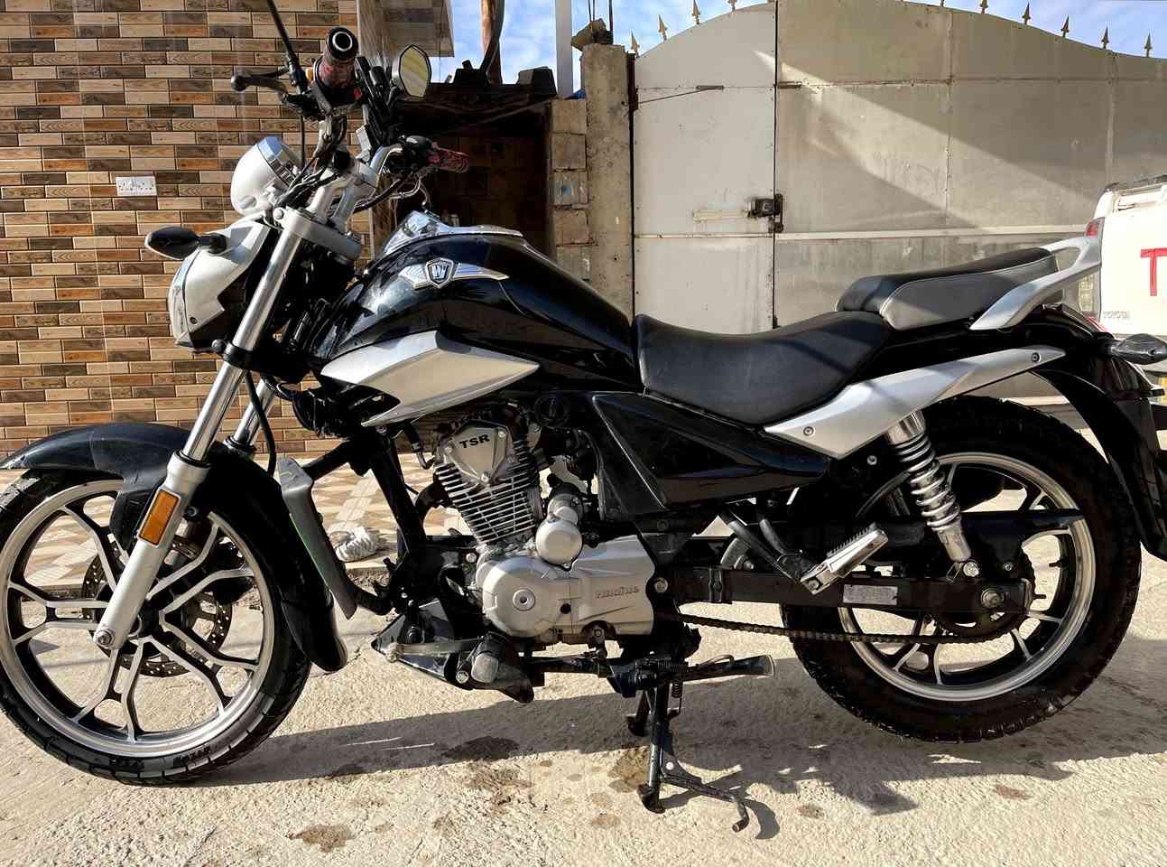 دراجه هاوجي كلاسك موديل 17 معامله كمرك كامله باقي بس سنويه سعر 10ونص
***********
