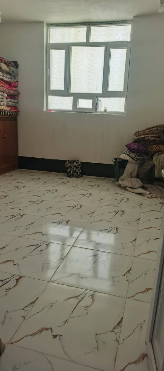 دار لبيع طابو صرف  طابقين مساحه 200 مكان حله شارع  قرب شارع 100 الافتسار عله رقم ***********
