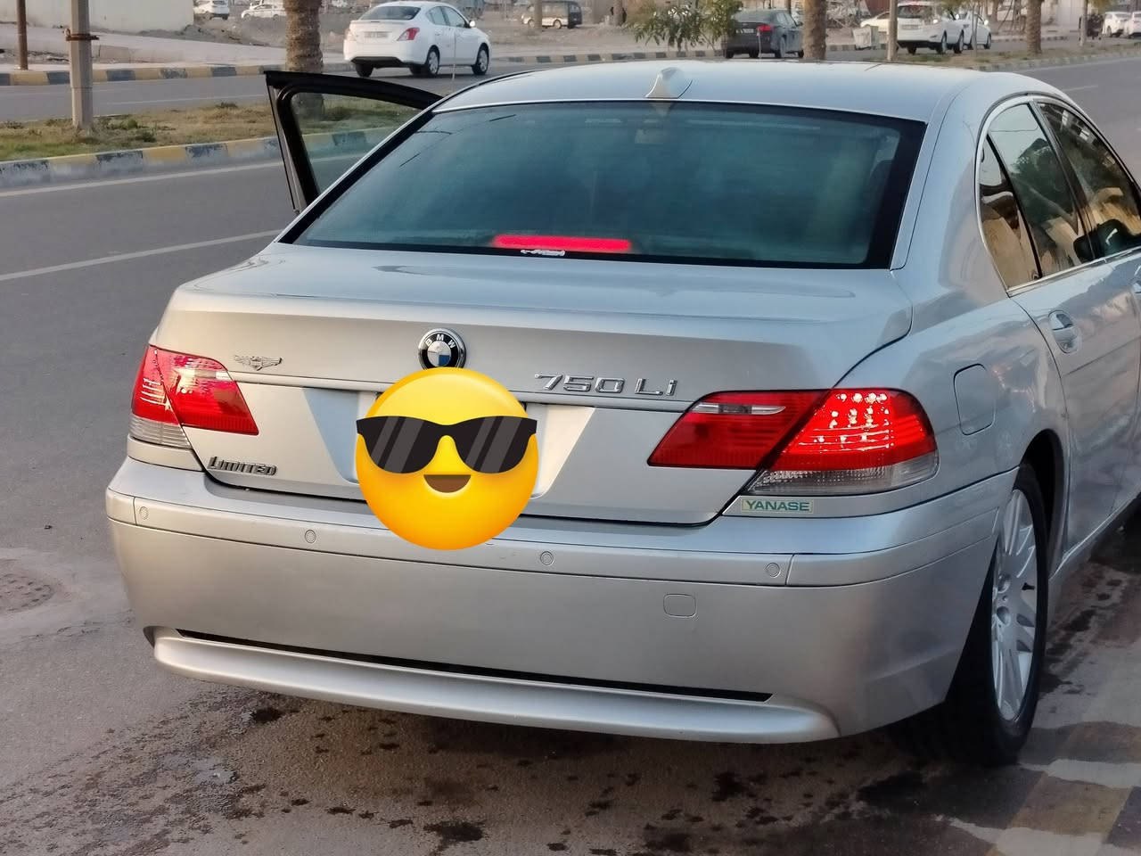 السلام عليكم عندي بي ام باخره موديل 2006 قرار 48 رقم صلاح الدين مكفولة من الكصه  فقط بيه رقمين بالشاصي خطأ يحتاج تصحيح اريد مراوس بكماروا مرتبه ***********
