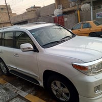 لاندكروزر Gxr موديل 2012السيارةمكفوله من كلشي عدا تكحيلات بالدعاميه ال...